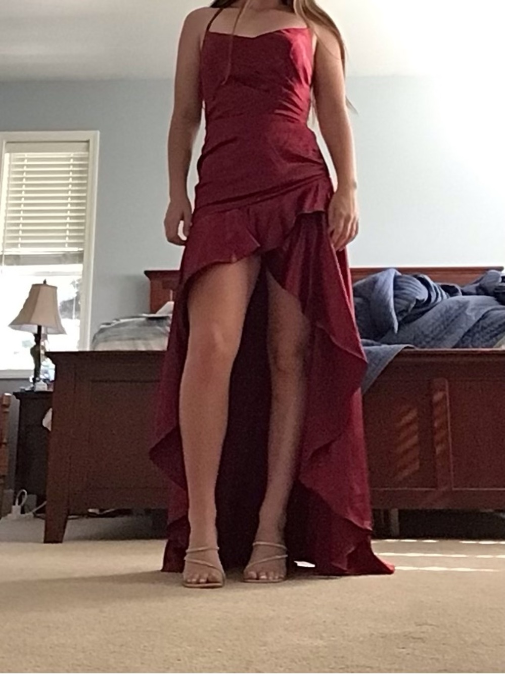 Elegant Burgundy High-Low Strap Evening Dress